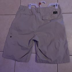 Medium Sized Shorts Beige
