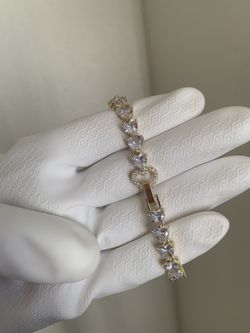 Gold Plated Beautiful Heart Bracelet 