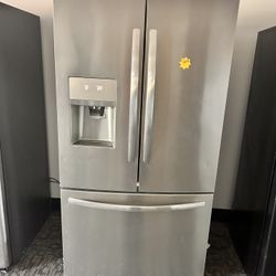 Stainless Steel Double Door Refrigerator With Ice Maker