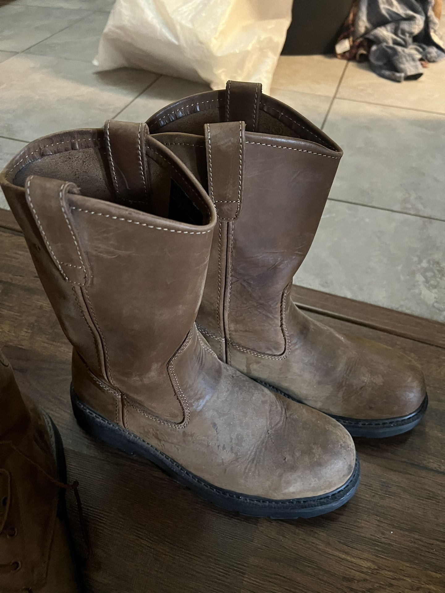 Men’s Work Boots  Size 9 