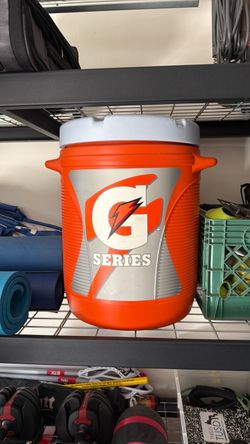 Gatorade 10 Gallon Cooler - Model 1610