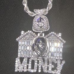 Custom Made Moissanite Jewelry 