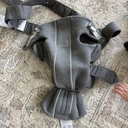 BabyBjörn Baby Carrier (Excellent Condition)