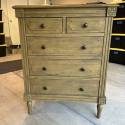 Elmhurst 5-Drawer Chest