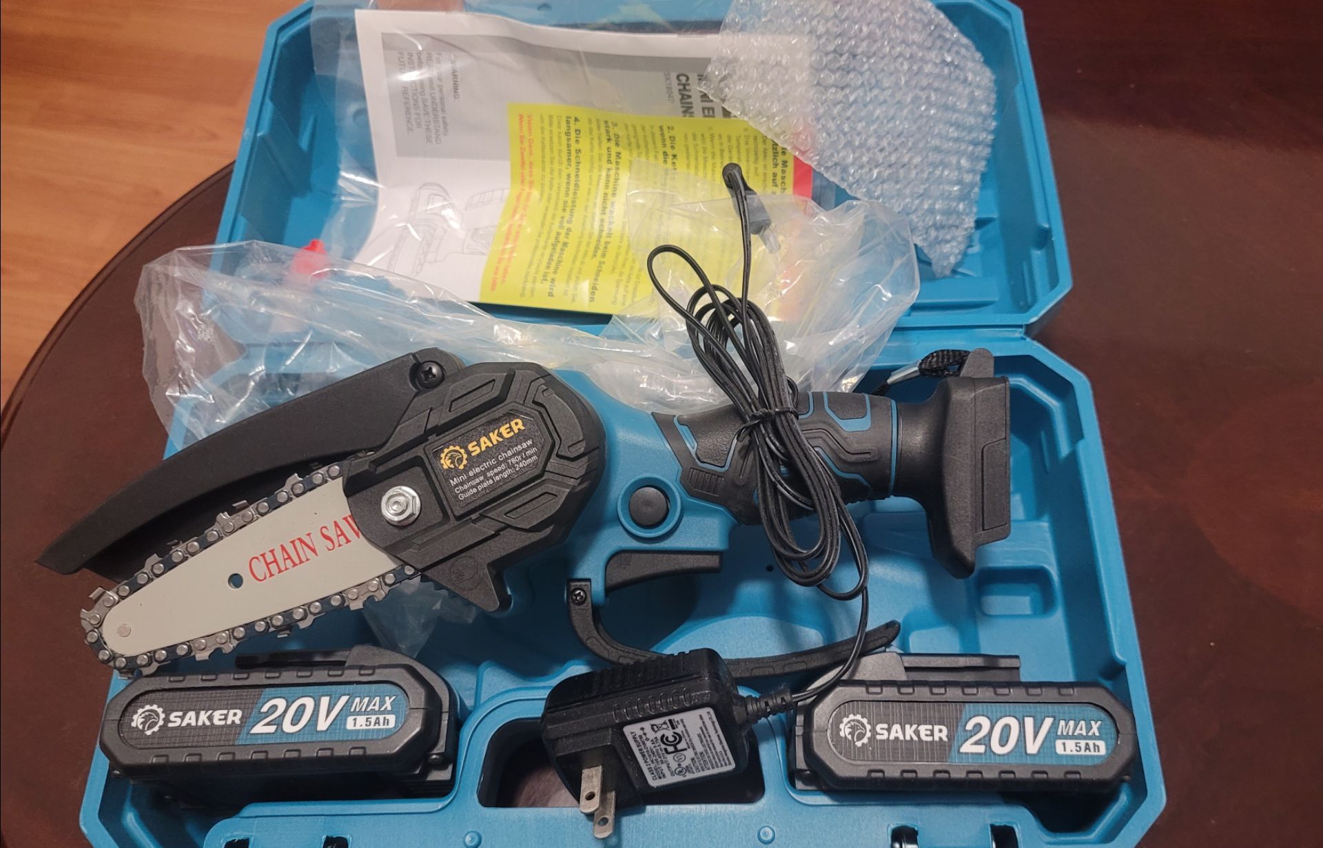 Mini 20V Chainsaw