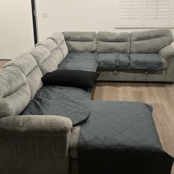 3 Piece Couch.