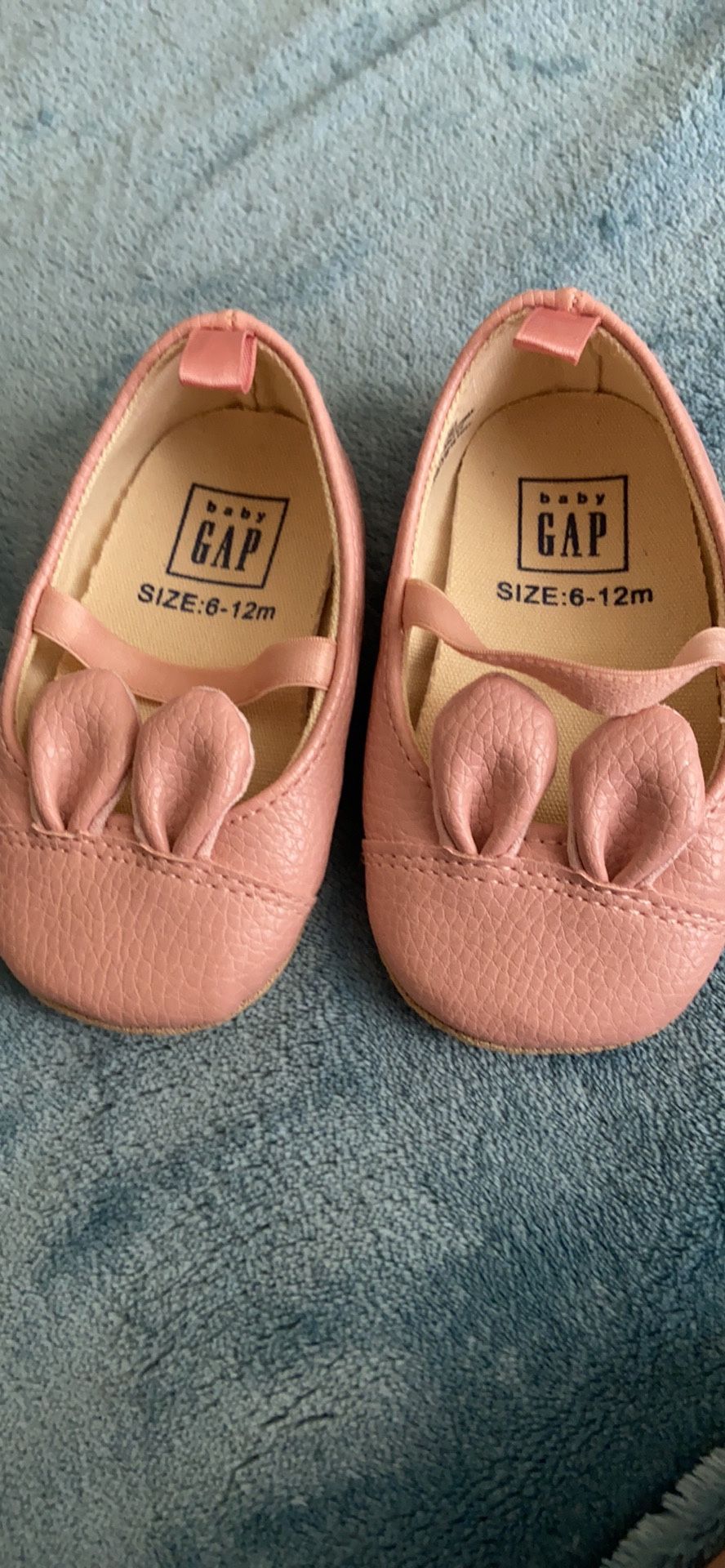 Baby girl gap shoes