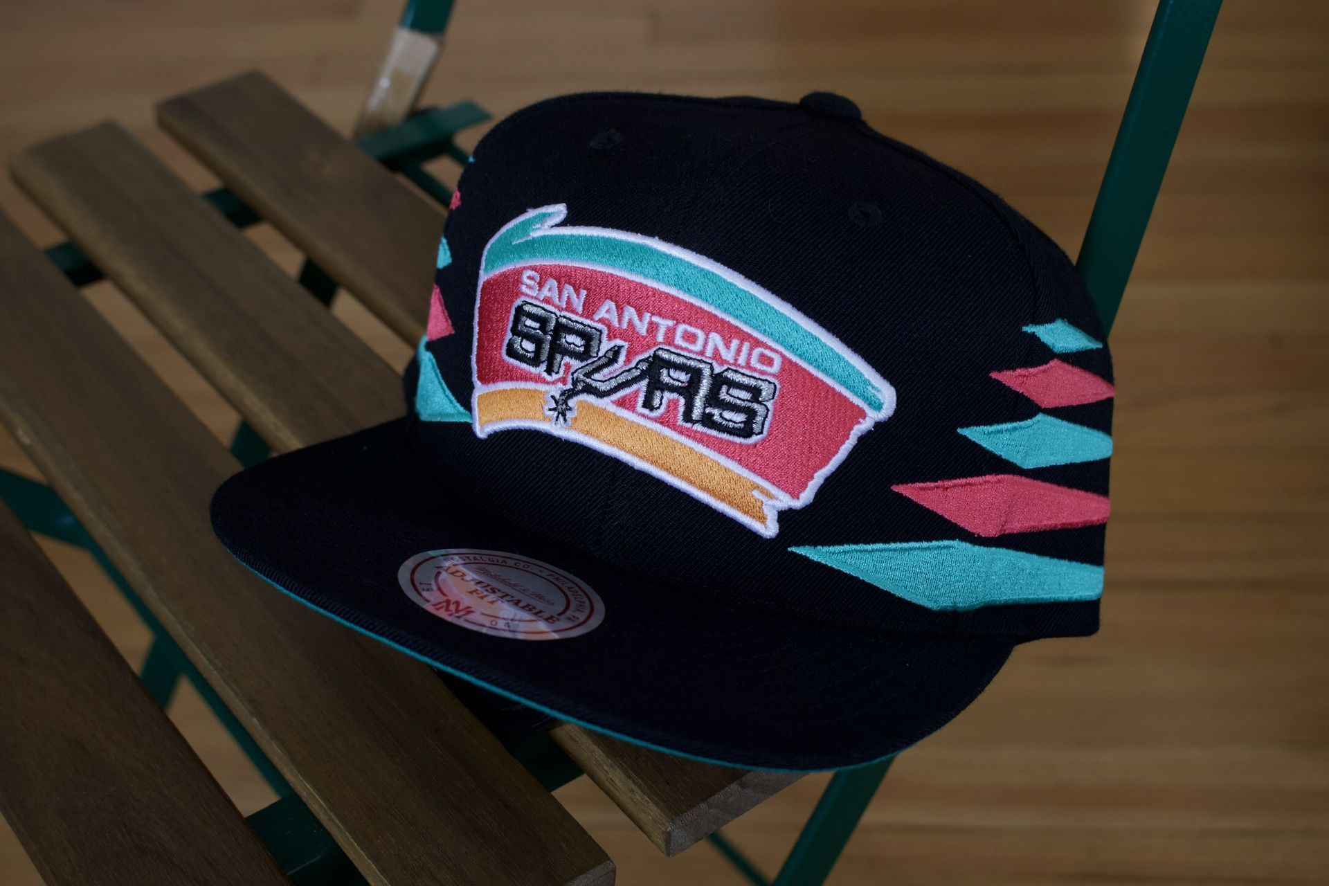 San Antonio Spurs Mitchell & Ness DIAMOND CUT Snapback NBA Hat= Pink/Teal