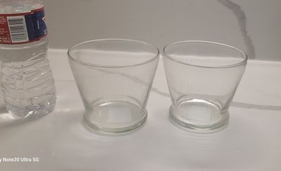 2 Glass Vases