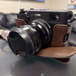 Fujifilm X100V + WCL-X100 Wide Converter – Excellent Condition