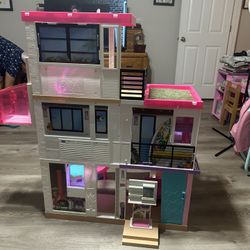 Barbie Dream House