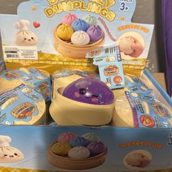 Viral Glitter Squishy Dumplings