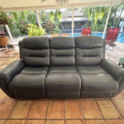 100% Leather Large Reclining Couch 
