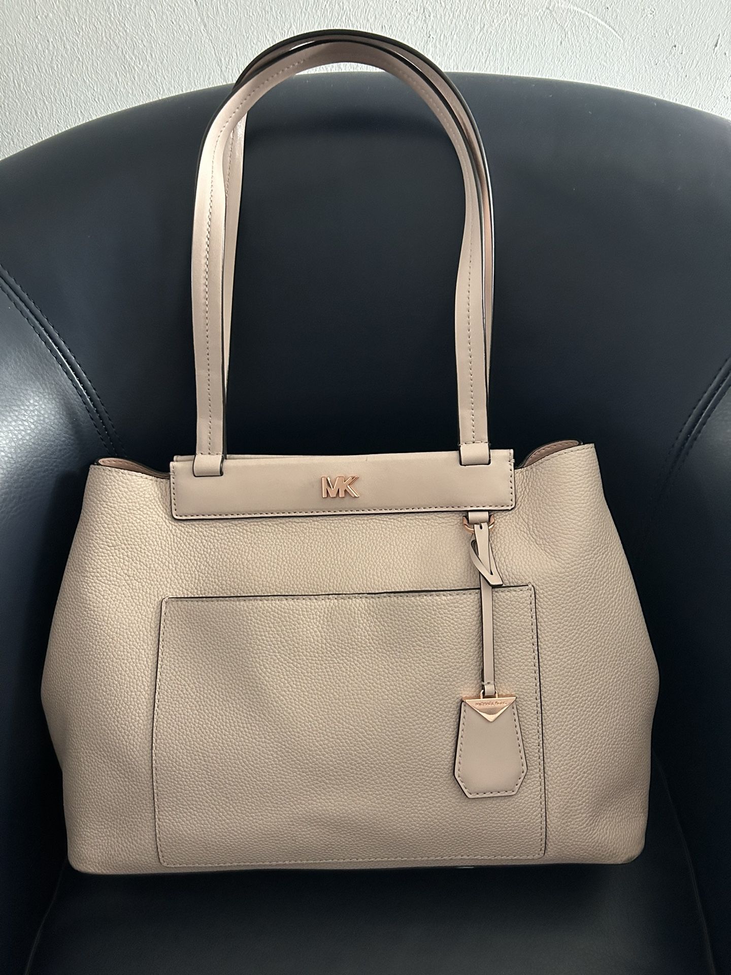 Michael Kors Leather Handbag