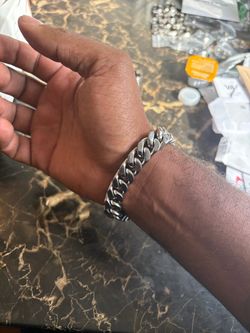Cuban link bracelet