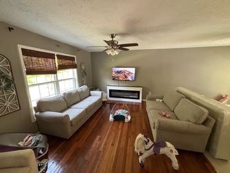 Couch set