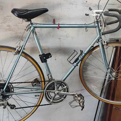 Univega Road Bike