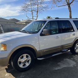 2004 Ford Expedition
