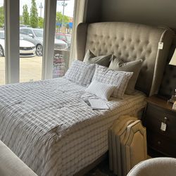 Queen Upholstered Bed In Linen Color Fabric