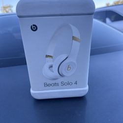 Brand New Beats Solo 4