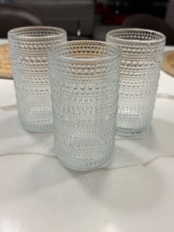 $3 - Set of 3 Hobnail Textured Glass Tumblers