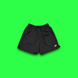 Nike sportswear woven flow mesh lined shorts black men’s medium