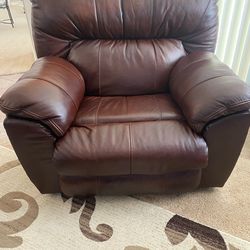 Leather oversized manual recliner