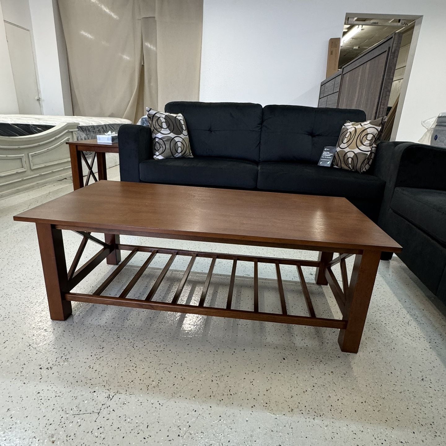 NEW COFFEE TABLE AND 2 END TABLES (Delivery Available)