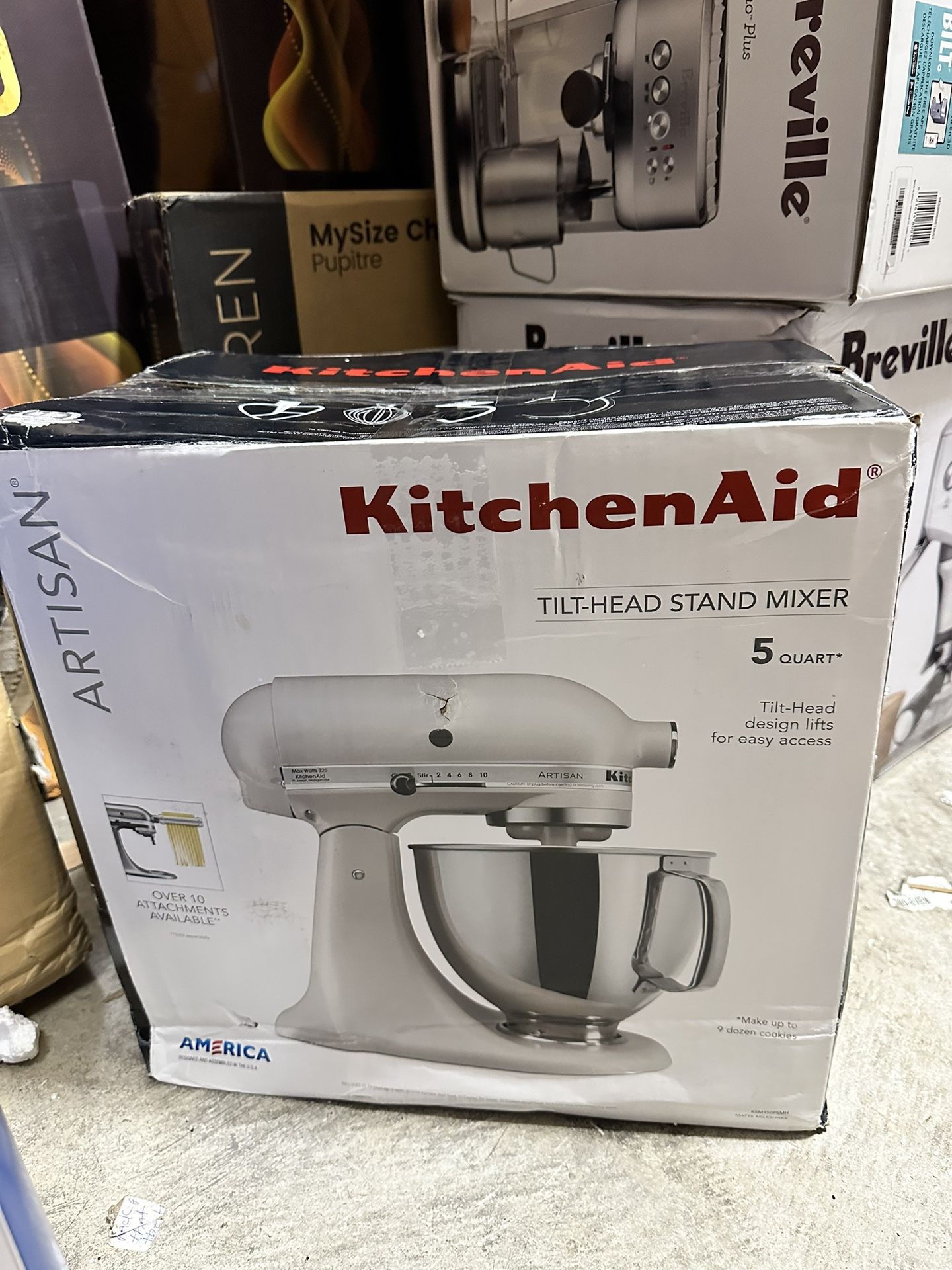 KitchenAid Artisan Series 5 Quart Tilt Head Stand Mixer with Pouring Shield  KSM150PS, Aqua Sky for Sale in Watervliet, NY - OfferUp