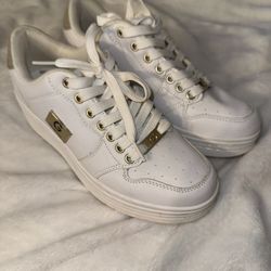 GUESS Shoes