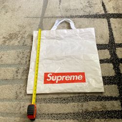 Supreme tote bag