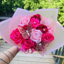 Ribbon Roses Bouquet