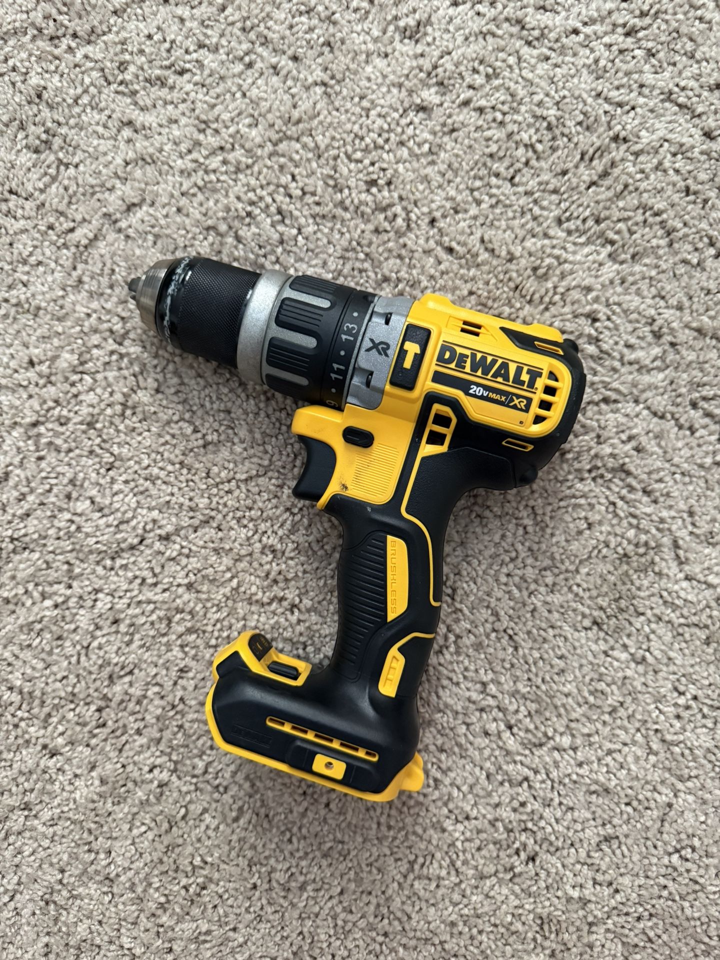 Dewalt Hammer Drill 20V MAX XR