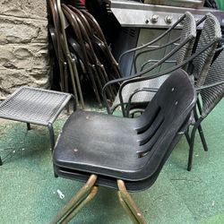 Chairs And Table 