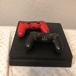 PS4 Slim