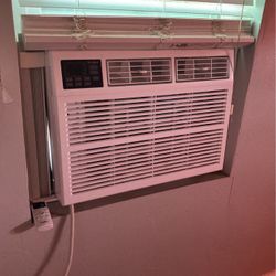 Air Conditioning Window Unit 