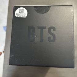 BTS Official Light Stick Ver. 4  2026 Sealed 