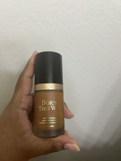 Too Face Chai Shade Read Description 