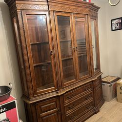 Dining room Hutch 