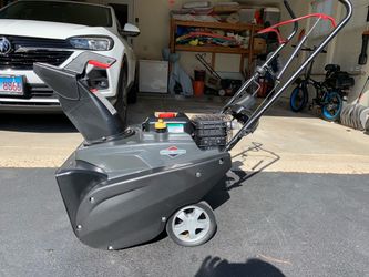 Title: 2021 Briggs & Stratton 22" Snow Blower (208cc) - Electric Start