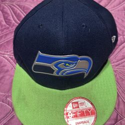 Seattle Seahawks One Size Fits Most Adults Snap Fit Hat 