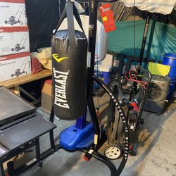 Boxing Bag With Stand New!!!! 160$ Free Delivery 