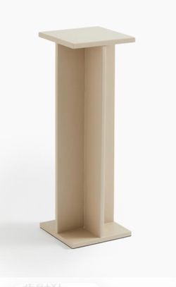 Pedestal light dusty yellow