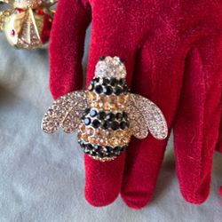 Crystal Bling Bumble Bee Ring 