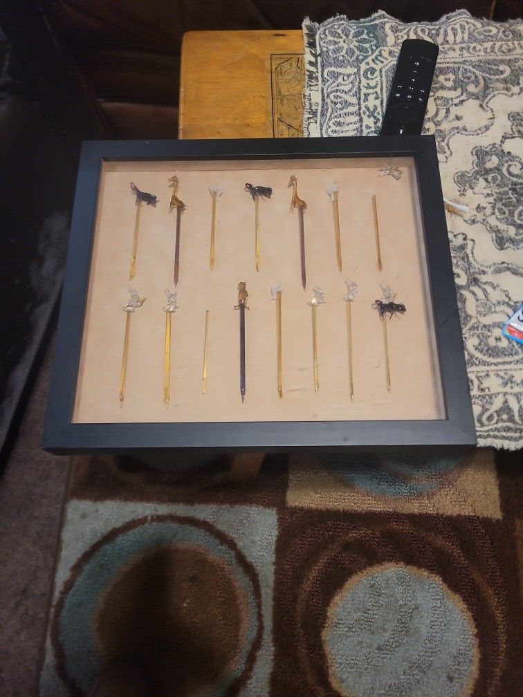 Glass Toothpick Like Thing