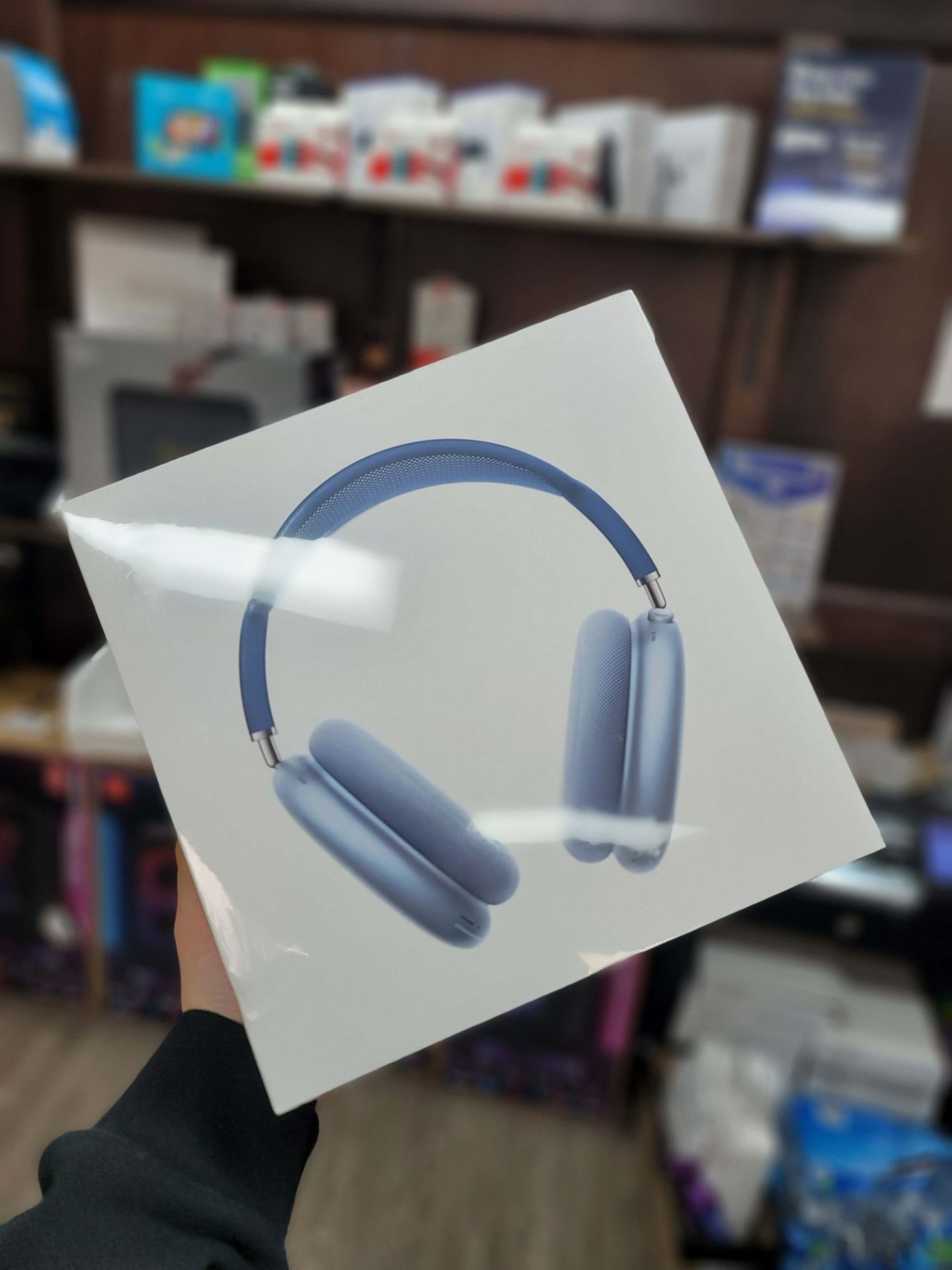Apple Airpods Max (Brand New) | $5 Down | Rest Later