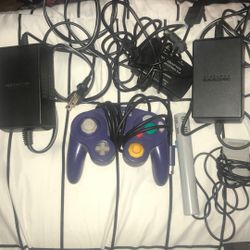 GAMECUBE PLUGS , CONTROLLER, MIC AND RFU ADAPTER ALL FOR $30