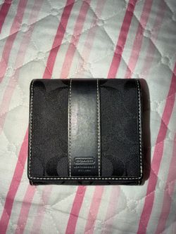 coach bifold wallet