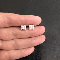 925 sterling silver moissanite earrings.(small)