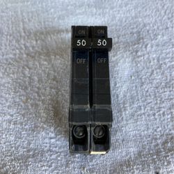 General Electric Circuit Breakers .
